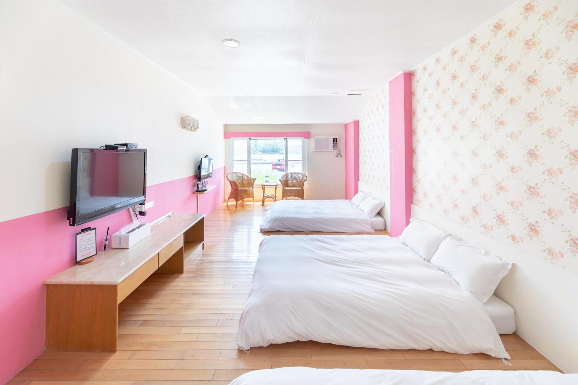 ננואן Lovestar Lakeside Hotel - Stars Building חדר תמונה